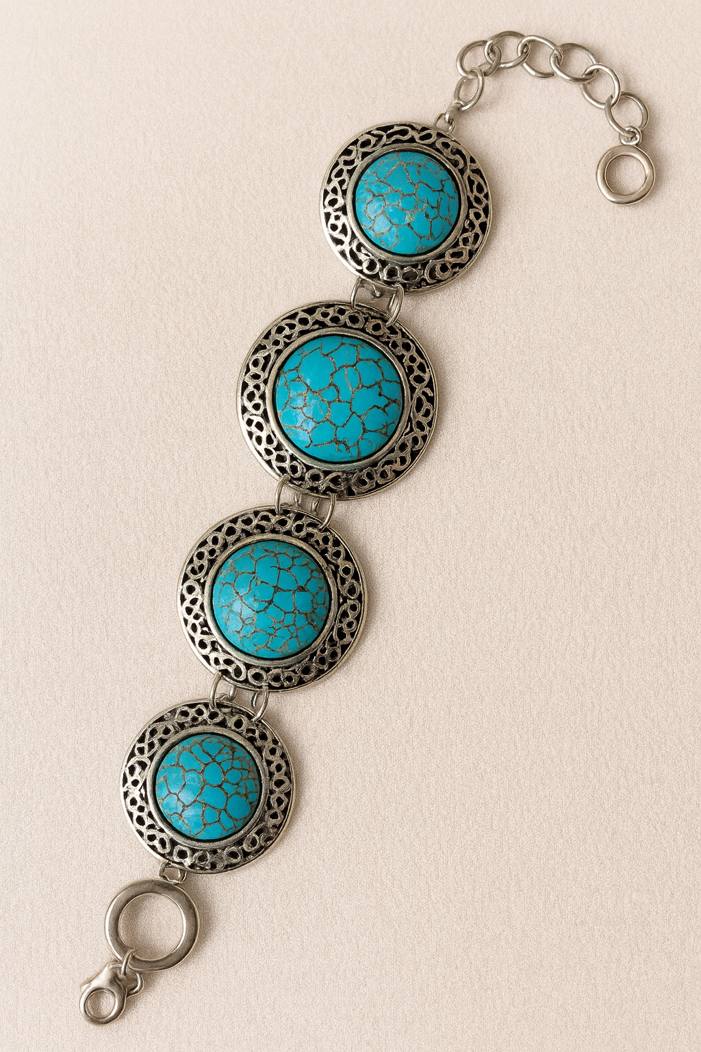 Turkoois Zilverkleurige Armband – Boho Spirit & Stone