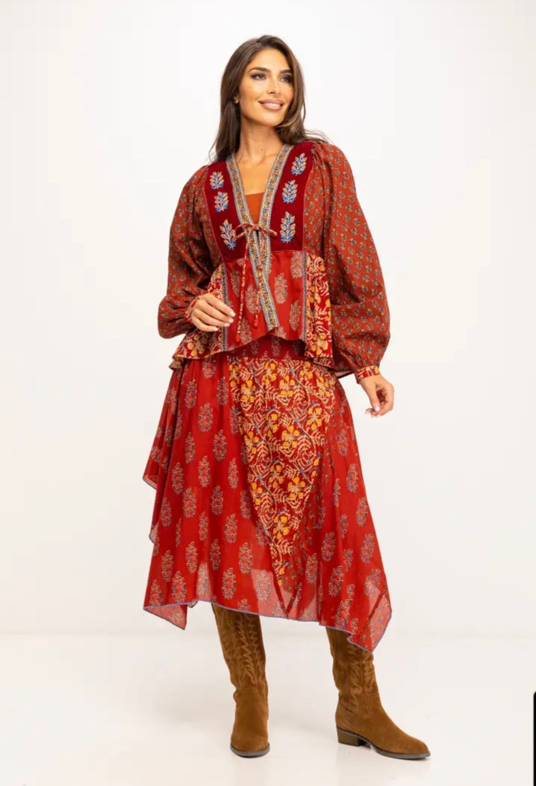Boho outfit dames rood - matching blouse en midi rok paisley print